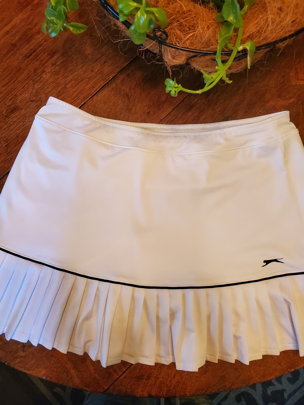 Slazenger White Pleated Golf Skirt with Black Trim